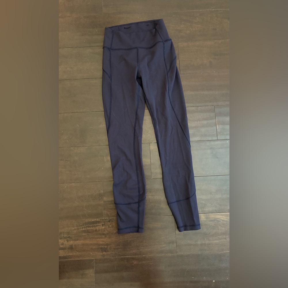Lululemon Size 4 - 25” Navy Blue Leggings